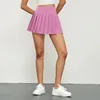 Tênis de fitness de cor macia de cor sólida Skort com pocket women suor esportivo de saia curta Treinamento abrangente Fitness Jogging 240419