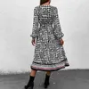 Lässige Kleider Langarm 2024 europäischer und amerikanischer Frühlings-/Sommer -Frauen -Fashion Print Bohemian Style Kleid für Frauen