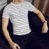 Costumes masculins B148030 T-shirts pour la version t-shirt masculine