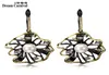 Dreamcarnival 1989 Lotus Flower Earrings Hollow خلقت اللؤلؤة CZ Black Gold Color Hip Hop Pendientes Tipo Gota Gota Moleblires 28839852