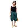 Kläderuppsättningar 2024 Korean Summer Junior Girl 2st kläder Set Teenager Casual ärmlösa toppar Solid Cotton Shorts Studenter