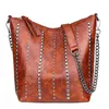 Sac vintage femmes rivet épaule grande capacité patchwork seau femelle crossbodybag handbag de qualité cuir shopper sacs