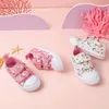 Fashion Kids Baby Shoes Filles rose rose mignon dessin animé toile enfants baskets respirantes SoftSoled non fossé décontracté 240416