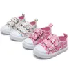 Fashion Kids Baby Shoes Filles rose rose mignon dessin animé toile enfants baskets respirantes SoftSoled non fossé décontracté 240416