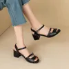 Sukienka buty 2024 Summer Wygodne czarne beżowe sandały 2 -calowe Med Chunky Heels Lady plus duży mały rozmiar 12 31 46 52