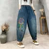 Jeans feminino moda 2024 Spring Premp Patch Patch vintage Wash Women Style Ethnic Styled High Stote Straight Loose Harem