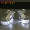 Oświetlone świecące kapcie LED LUMINY Clear Woman Sandals Wodoodporne platformę Wodoodporne platforma ślubne buty do striptizerki 240417