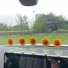 Dekorativa blommor som dansar solros 5st Söt prydnad Solar Bobblehead Potted Auto Dashboard Car