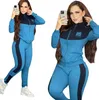 2024 Set di designer per le tute da donna Sports Outfits Ladies Due pezzi Outfit Letter Recamita Stume da jogging Set Women Jogging Suit