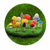 Flaskor blandade små svampar Figurer Miniatyr Fairy Garden Colored Harts For Landscape Craft Home Decor