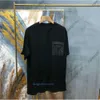 Camisetas masculinas de verão letra de letra de letra de luxo Designer de bolso de bolso Tshirts PARIS Roupes de manga curta camiseta de estilo solto