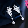 Dangle Ohrringe Beaqueen Elegantes Wasser Drop Engagement Hochzeit für Frauen glänzende weiße Kristall Cz Stones Bankett Dinner Schmuckgeschenk E453
