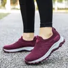 Casual Shoes Damens Feste Farbe Strick-Turnschuhe auf weiche Sohle-Plattform atmungsaktives leichter Low-Top-Socke