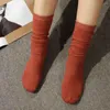 Frauen Socken Baumwoll kniehohe farbige Mode Casual Calf Socken weibliche Mädchen Party tanzen sexy lang