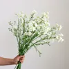 Kwiaty dekoracyjne 3PC Wysokiej klasy sztuczne odczucia Fiołki Kwiat prawdziwy dotyk Delphinium Fałszywe stół domowy