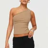 Tanks pour femmes Camis Xingqing Y2K Lace-Tobe réservoir Summer Femmes Cound Casual Color Skinny One épaule Slveless T-shirt 2000s Vêtements Strtwear Y240420