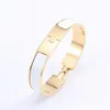 Bracciale designer di bracciale di lusso Jewlery per donne Cap rotanti per vite per brandelli per semplici bracciale d'argento in oro rosa uomo donna regalo Domani Gioielli