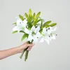 Dekorativa blommor 5st Artificial Lily Flower Fake White Bouquet Home Art Living Room Table Decoration Wedding Party Festival Gift