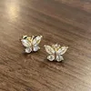 Kolczyki stadniskie Śliczne kobiety motyl Studs Studs chrząstka sześcienna cyrkonia złoty kolor mini tragus przebijanie koreańska biżuteria modowa