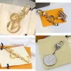 Designer Fashion Keychain Brand Buckle Flower Letter Key Chain Handgjorda guldnyckelringar Menskvinnor Väska hänge