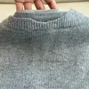 Męskie swetry 2024 Sezonmark Man Grey Loose Sweter dwuczęściowy stały kolor jesienny i zimowy mody Crewneck Long Rleeve