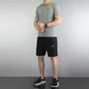 Marque en gros et tachez des vêtements de séchage rapide pour les t-shirts à manches courtes en vrac pour hommes pour hommes, Vêtons sportifs Breffant et transpiration de la fitness et de loisirs