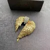 Brooches Wing Brooch Elegant And Generous Vintage Stereo Suit Coat