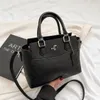 Women Designer Bag Pu Leather Handväska Formmönster Designers Crossbody Shopper Bags Fashion Travel Purse