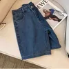 Frauenshorts Neue Vintage KN-Länge Spleiß Design Fashion Lose Freizeitstil Strtwear High Strt Cool TNS Frauen Denim Shorts Solid Y240420