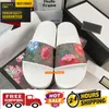 designer tofflor nya gummi platt botten g blommor tofflor klassisk casual strip mode strand sandaler sommar glid tofflor 35-46 gratis frakt