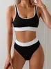 Kobiety stroje kąpielowe dla kobiet Kobiet Swimsuit 2024 Solid Sling Bildbed Bikinis