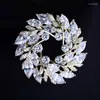 Broches luxe coloré cubique zircone couronne broche broche garlands cristal brillant pour femmes accessoires de bijoux
