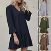 Lässige Kleider Frauen Fall Kleider gegen Nacken plissierte Patchwork Lose Saum Feste Farbe drei Viertel Trompetenhülle weich über knielanger Mini