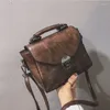 Sacchetti scolastici donne in pelle vintage in pelle piccola spalla di fascia alta donna lempe casual crossbody femmina borse a messaggeri di lusso