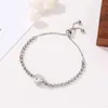Ketting Wanzhi Geometrie metalen diamantarmband voor vrouwen luxe hartvormige armbanden 2024 Nieuwe modieuze sieradenaccessoires Y240420