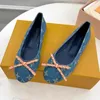 Mules Designer Women Denim Blue Slipper Canvasフラットローヒールバレエフラットラムスキンサンダルビンテージハイヒール5cmラムシンカジュアルスライドレザーアウトソール100％