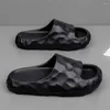 Tofflor sovrum mjuk botten fuchsia sandaler skor flip flops tenus av man sneakers sport obuv choes designer