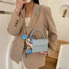 Schoudertassen vrouwen crossbody zippter tas zacht pu lederen stokbrood dame handtassen modetrends casual boog decoratie