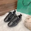 Bottegly Venetal Tasarımcı Ekmek Ekmek Sıradan Ayakkabı Lüks Yastık Küçük Beyaz Ayakkabı Düz ​​Ayakkabı Kadın Siyah Beyaz Gündelik Konfor Tahta Ayakkabı