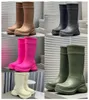 Novos Kids Crocse Echo Cog para o verão de chuvas altas de chuva até o joelho do joelho de 6 cm de plataforma de borracha sola unissex moda casual calçados calçados de fábrica