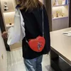 Bolsas de ombro Mulheres Moda Saco de Bolsa Afluente e Ajustável Zíper em forma de coração PU Satchel para compras de viagem Uso diário