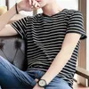 Stripe Fashion Tshirt décontracté cou rond manche courte t-shirt hommes slim fit harajuku hommes vêtements wgtx161 r 240411