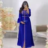 Vêtements ethniques Dubaï Fashion Women's Long Robe Nailled Pearl Robe Abaya 2024 Luxury Femme Musulmane Maxi Kaftan