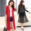 Tricots de tricots pour femmes Apipee Summer Beach Cover 3xl Femmes Floral Lace Kimono Semi-transparent Solide Front Open Long Cardigan Mujer Elegant Mujer Tops