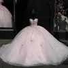 Vestidos de quinceanera rosa claro y brillante.