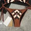 2024 Neue sexy Frauenbekleidungsdesigner Bikini Set mit Riemenform Badeanzug Frauenbadeanzug Strand Frauen Badeanzug gemischter Luxusmarken Badeanzug