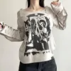 Women's T Shirts American Street Creative Graffiti Printing Pairs Off-Shoulder Loose Sweater 2024 Sexig omvänd bil Metall Buckle Top Autumn