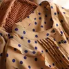 Женские блузки Limiguyue Женщины в горошек для печати перочки шелк летняя рубашка одиночная грудь с длинным рукавом. Обычная офисная леди плиссированная Z092