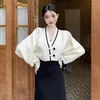 Kvinnors stickor Kort kappa stickade långa ärmar tröja Cardigan kinesisk stil kontrastfärger koreansk version v hals