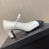 2024 Nouveau créateur Mary Jane Chaussures Chaussures plates décontractées pour femmes pointues sandales grosses sandales rond chaussures de bateau à tête luxe